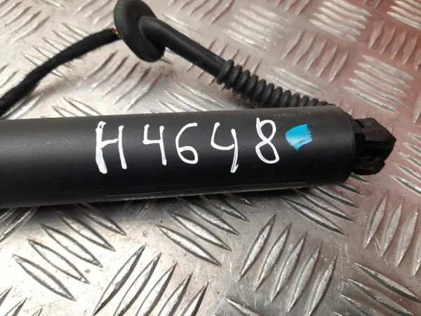 Kaasujousi OEM 8892891335 Polestar 4 2025 image 4