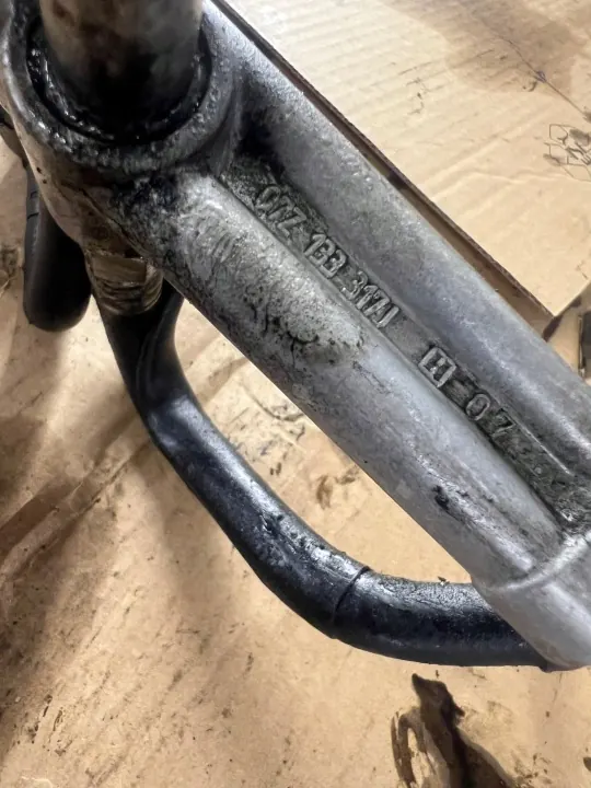 VW Touareg 5.0TDI Einspritzschiene OEM 07z133317J image 3