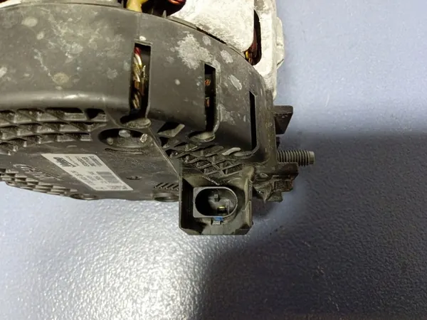 MERCEDES GLS X167 400d 2.9 Alternator 280A A0009062904 image 7