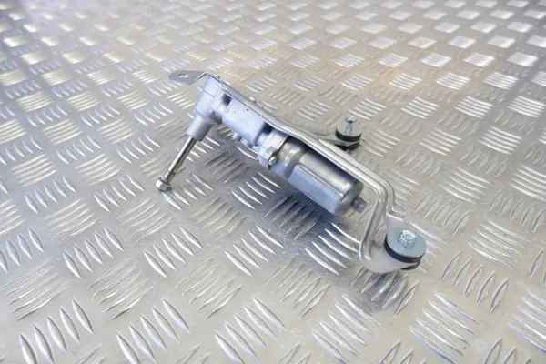 Toyota ruitenwissermotor OEM 85130-K0010 - Gebruikt image 5