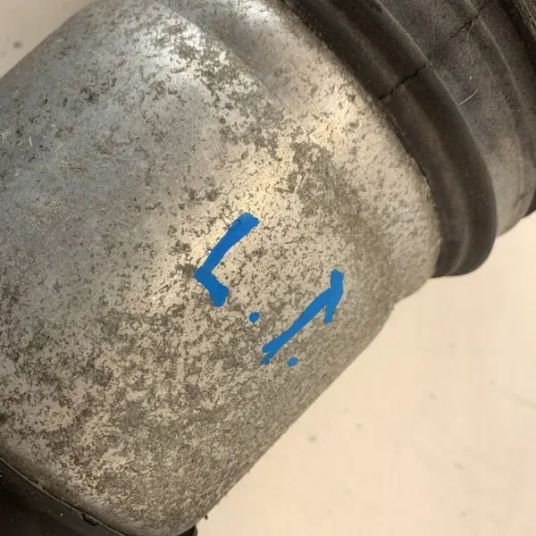 Ilmatanko taka vasen OEM 883733328 BMW 7 G11 G12 image 10