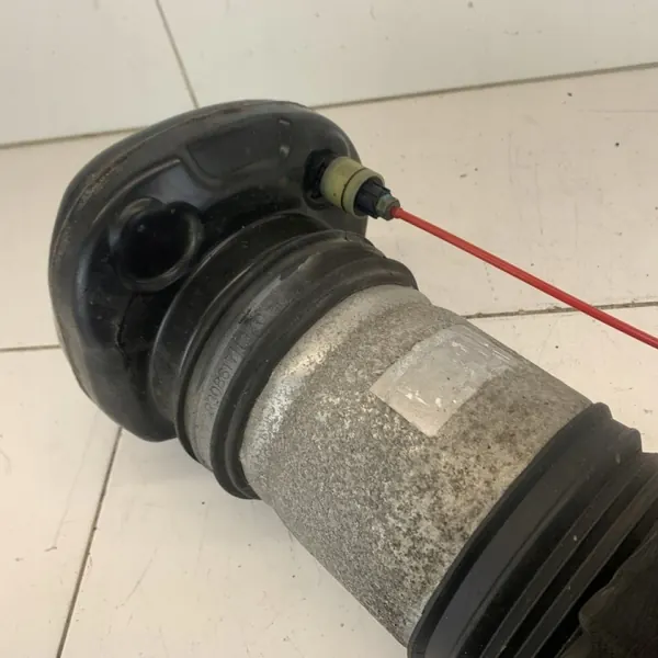 Ilmatanko taka vasen OEM 883733328 BMW 7 G11 G12 image 6