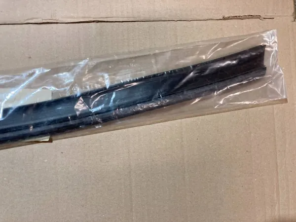Joint de capot BMW 2 F45 OEM 51767300515 image 7