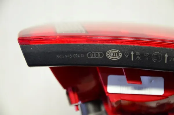 Luz trasera derecha Audi A4 B8 Sedan image 7