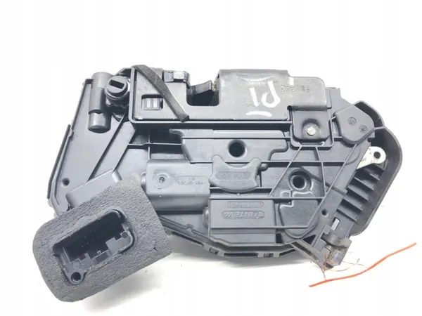 Bakre Höger Dörrlås VW PASSAT B8 Kombi image 2