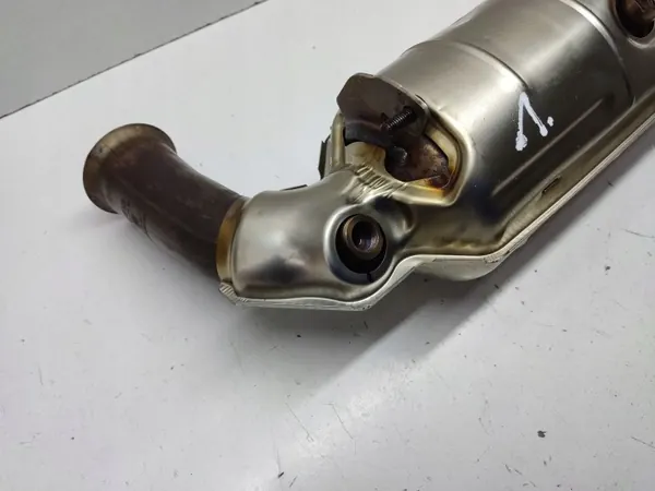 OEM 9844601880 Catalyseur/DPF d'occasion image 3