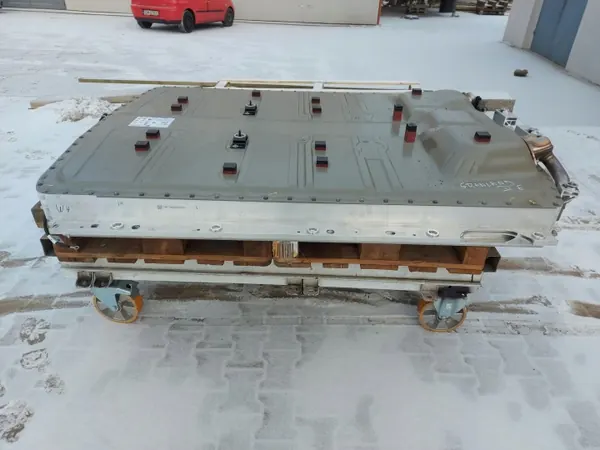 Opel Grandland II Batteri OEM 9865684480 81,8kWh image 3