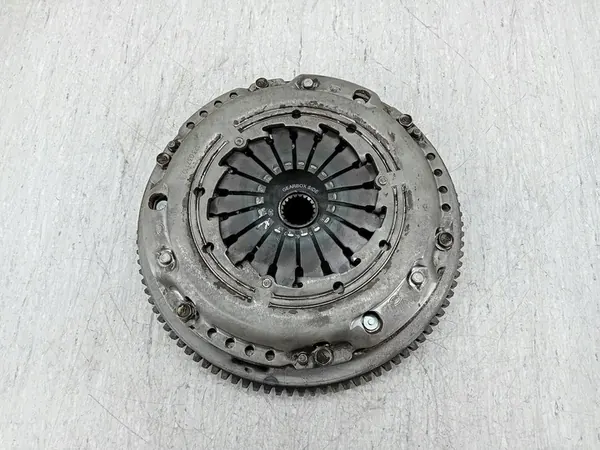 Embreagem completa Toyota RAV4 II 2.0 D-4D OEM 123037110 image 2