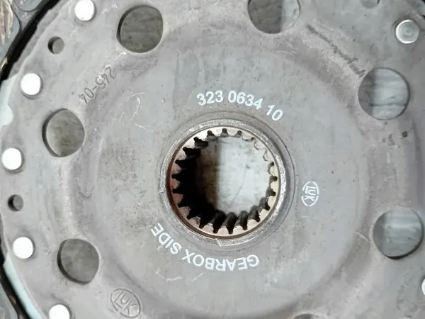 Embreagem completa Toyota RAV4 II 2.0 D-4D OEM 123037110 image 5