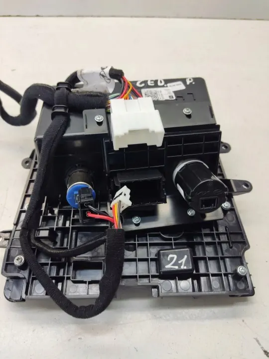 Cendrier Avant OEM 84675JBB0 pour KIA Ceed image 7