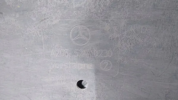 Mercedes-Benz OE A2055240230 motorunderkåpa image 2