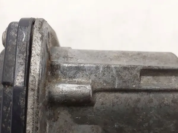 Volkswagen Golf VII 2019 Válvula do Coletor de Admissão OEM 5Q0253692B image 5