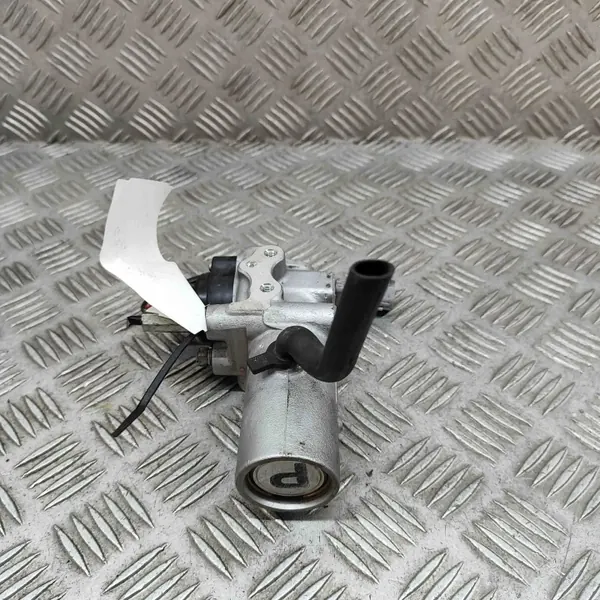 Bromscylinder OEM 13811010610 för Lexus RX 4.5L 2020 image 4