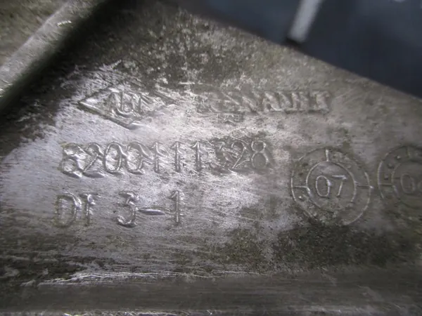 Vaihteiston tuki 8200111328 Renault Thalia II 08-13 1.4B image 3