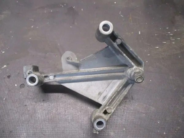 Vaihteiston tuki 8200111328 Renault Thalia II 08-13 1.4B image 4