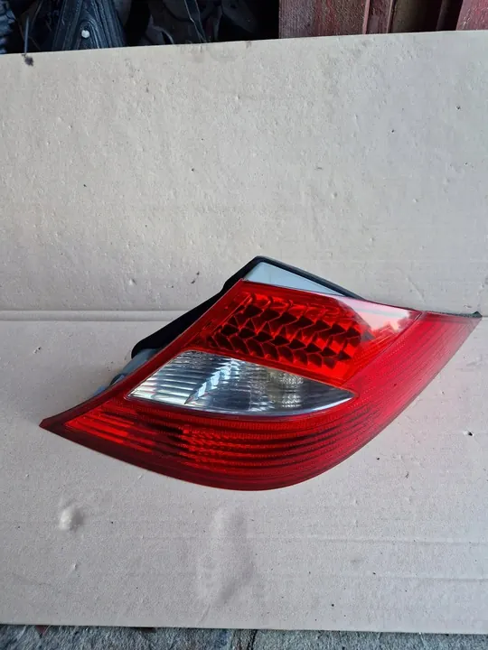 RECHTER ACHTERLICHT MERCEDES CLS W219 04-08 A2198200264 image 2