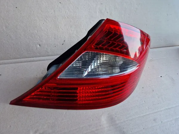 RECHTER ACHTERLICHT MERCEDES CLS W219 04-08 A2198200264 image 3