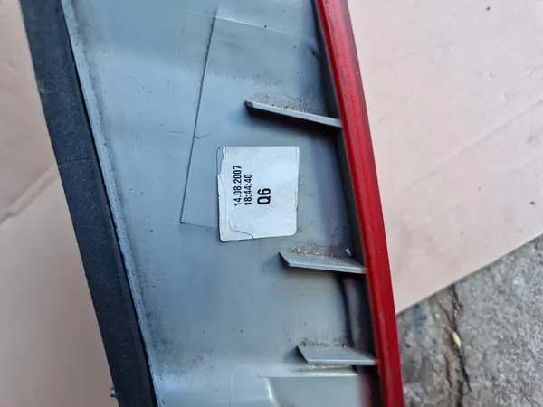 RECHTER ACHTERLICHT MERCEDES CLS W219 04-08 A2198200264 image 8