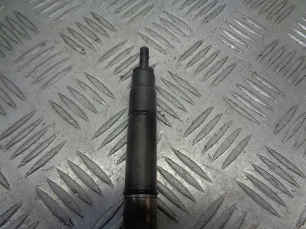 Mercedes-Benz Injektor W168 1.7 CDI OE A6680700687 image 3