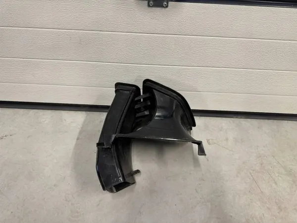 Ferrari Lufttunnel-Einlass OEM 000940945KPD135 image 4