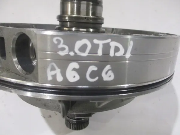 Pompe à huile Audi A6 C6 3.0 TDI image 5