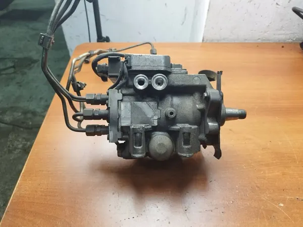 Audi Einspritzpumpe 0470506038 059130106K image 5