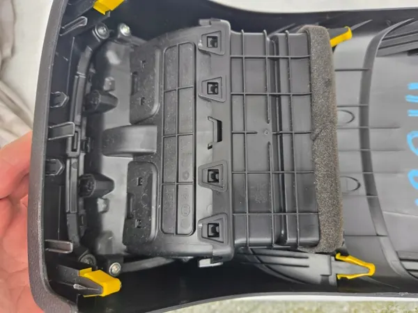 OEM 84670-G4100 Couvre-appui arrière pour Hyundai i30 III image 4