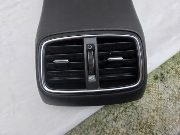 OEM 84670-G4100 Couvre-appui arrière pour Hyundai i30 III image 5