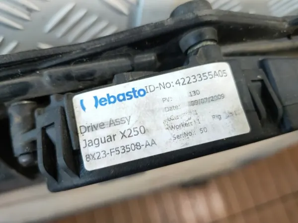 Techo Solar Jaguar XF X250 OEM 8X23-F53508-AA Usado image 9
