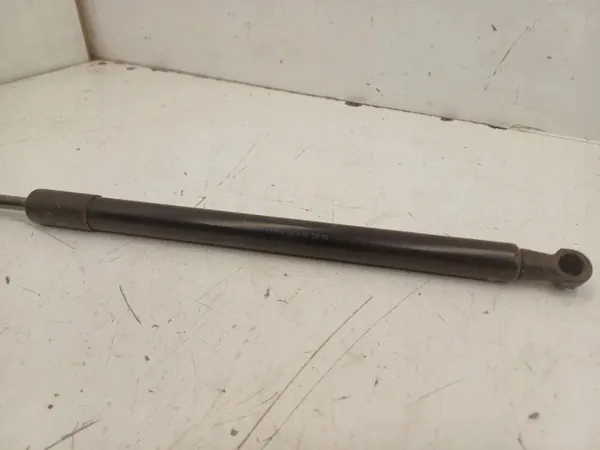 Linker achterklepactuator OEM 8H22406A10BB Land Rover image 3