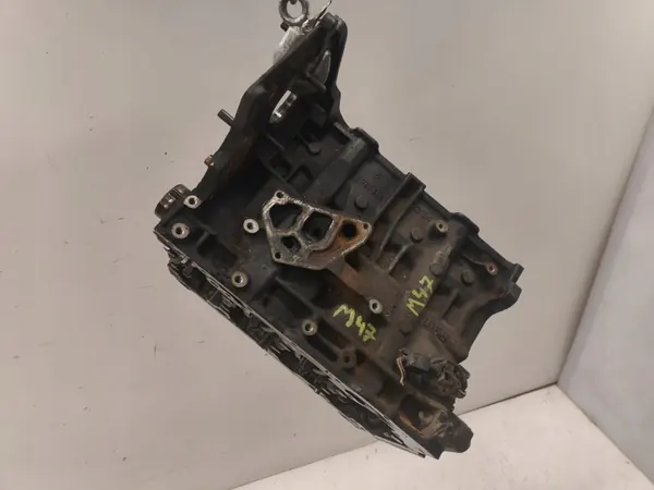 Motorblock nedre del OEM 7786664 BMW E90 E91 2.0 D image 2