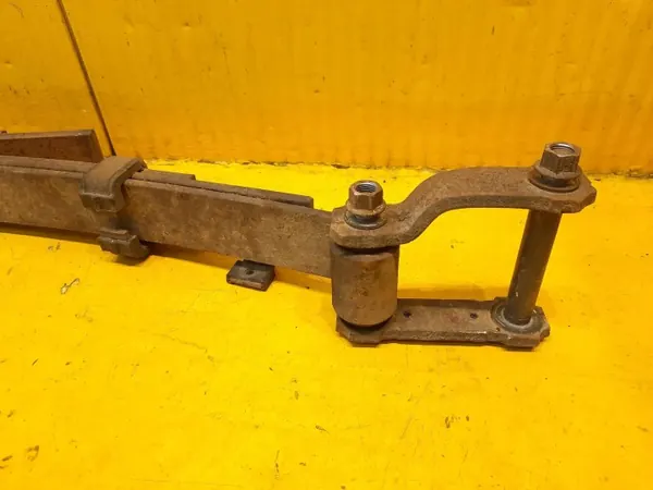 Muelle ballesta izquierdo trasero Toyota Hilux VIII OEM PHS40033 image 3