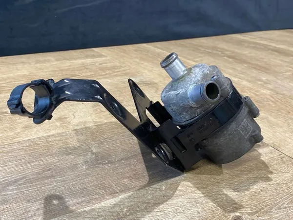 Collier de pompe à eau 1.4 TSI 2.0 TDI Audi A4 B9 A5 image 3