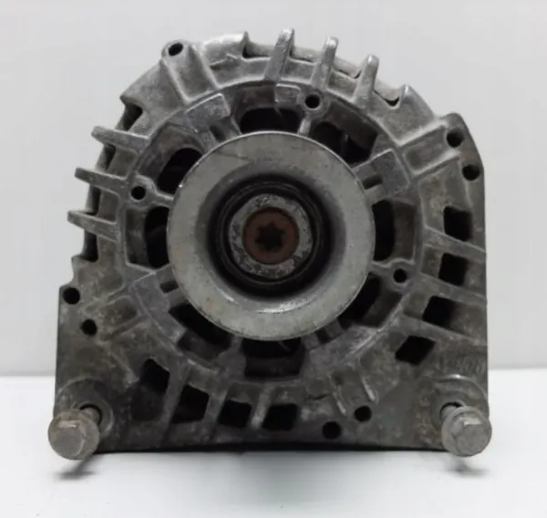 Vaihtovirtageneraattori Renault OE 8200667611 image 2