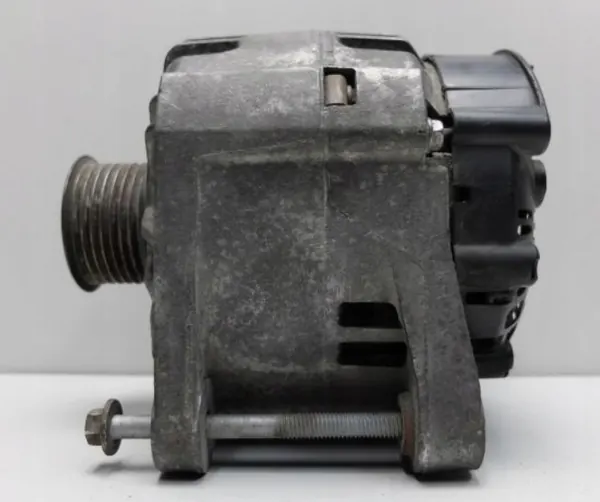 Vaihtovirtageneraattori Renault OE 8200667611 image 3