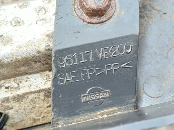 Nissan Patrol Y61 Estribo Esquerdo OEM LUK4725 image 6