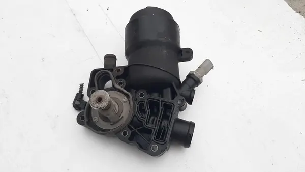 Audi A6 Oljefilterhus 059115389G image 3