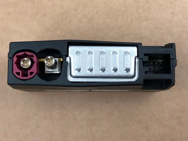 USB-port panelanslutning OEM 8W0 035 708 A image 4
