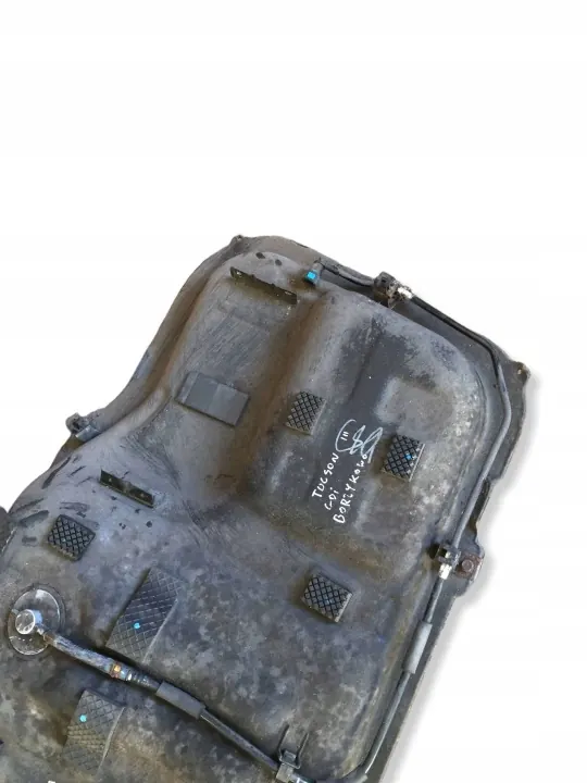 Hyundai Bränsletank OEM 31100-D7000 för Tucson III 1.6 Bensin image 3