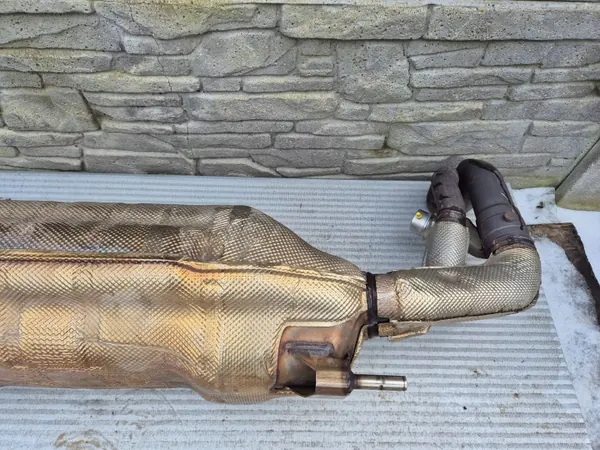 Audi R8 II 4S 5.2 V10 actieve einddemper OEM 4S0251609B image 10