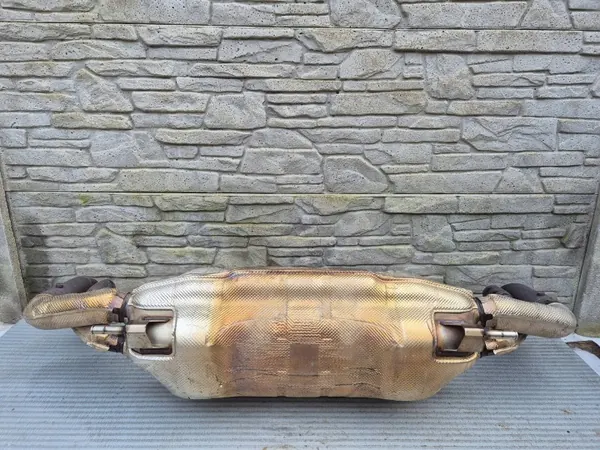 Audi R8 II 4S 5.2 V10 actieve einddemper OEM 4S0251609B image 8