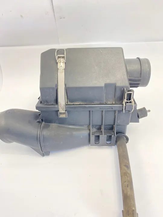 Ilmansuodattimen Kotelo Mercedes W124 E250 Diesel image 9