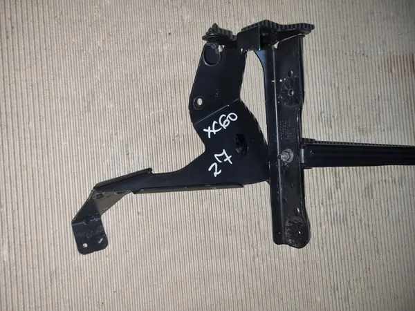 VOLVO XC60 II 17-20 Support de Radiateur OEM image 2