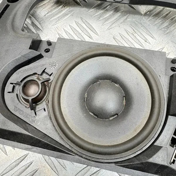 Haut-parleur console Volvo OE OEM 30752351 avec grille image 3