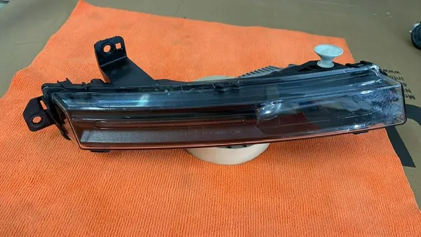JPLA-15201-AD Linkes Halogen LED für Jaguar F-Pace image 2