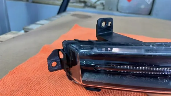 JPLA-15201-AD Linkes Halogen LED für Jaguar F-Pace image 6
