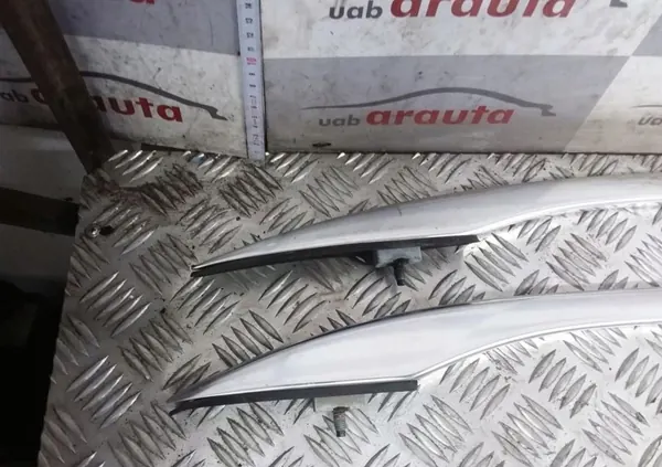 Barras de techo Audi A4 B7 OEM ARA20521 - Usado image 5