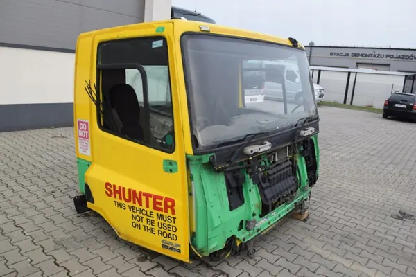 Cadre de cabine jour DAF CF avec portes - OEM usagé image 4