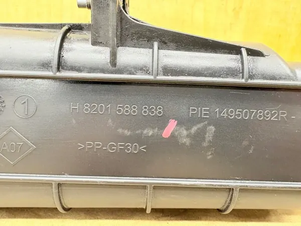 Filtro de carbón Renault OEM 149507892R Captur & Clio IV image 4