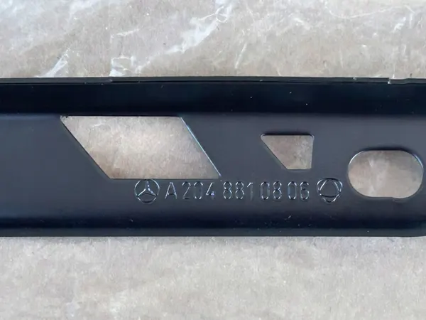 MERCEDES C-KLASA W204 FRAMSTÖTTSFÄSTE OEM image 5